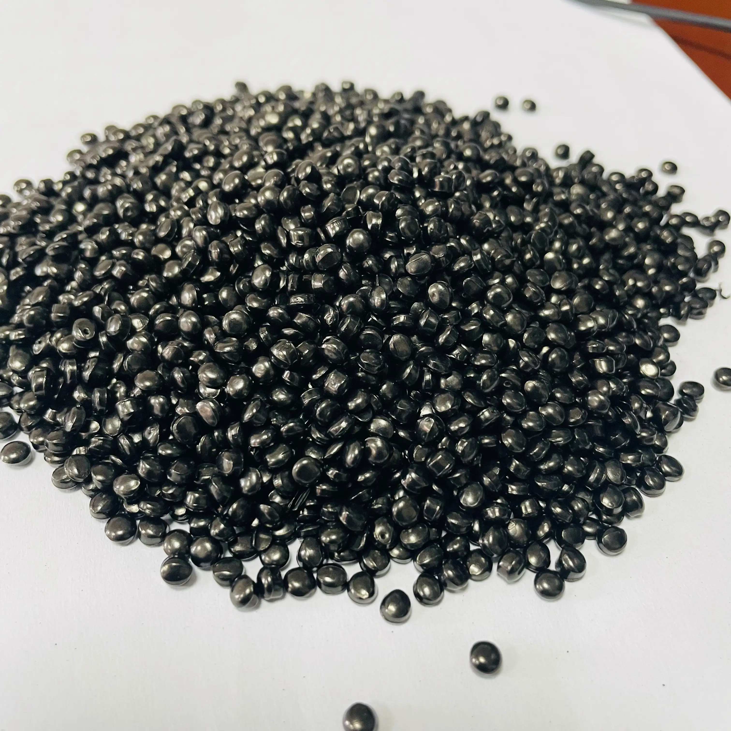 High-dispersion black masterbatch factory for pipe extrusion, blown film, and injection molding - SLMMB